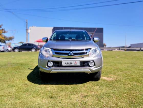 MITSUBISHI L200 TRITON 2.4 16V TURBO DIESEL SPORT HPE CD 4P 4X4 AUTOMÁTICO